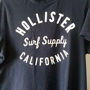 Hollister Graphic T